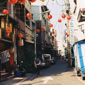 宋佳做爰三级日B
